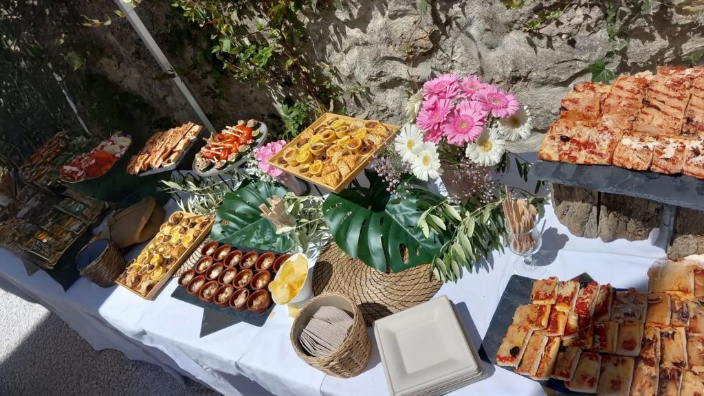 buffet pour cocktails déjeunatoires